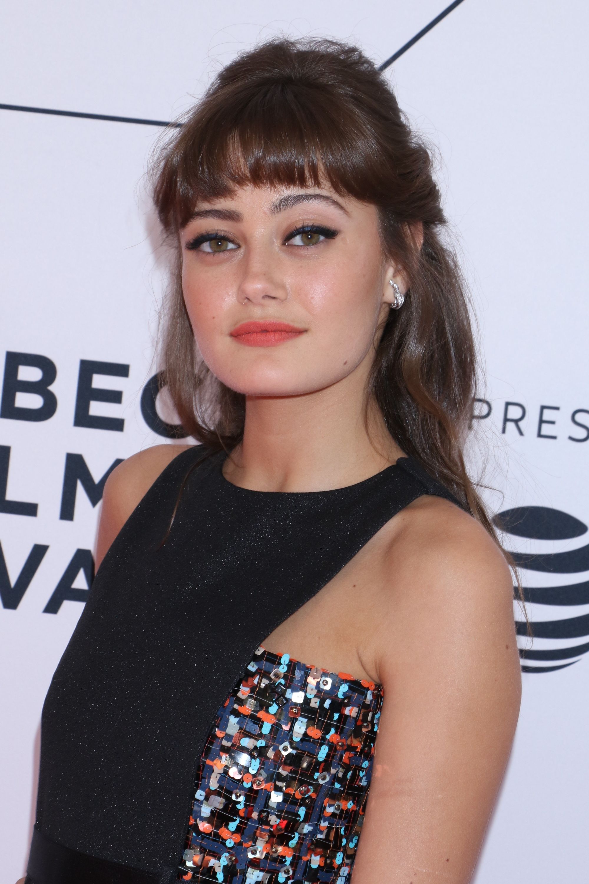 Ella Purnell Images