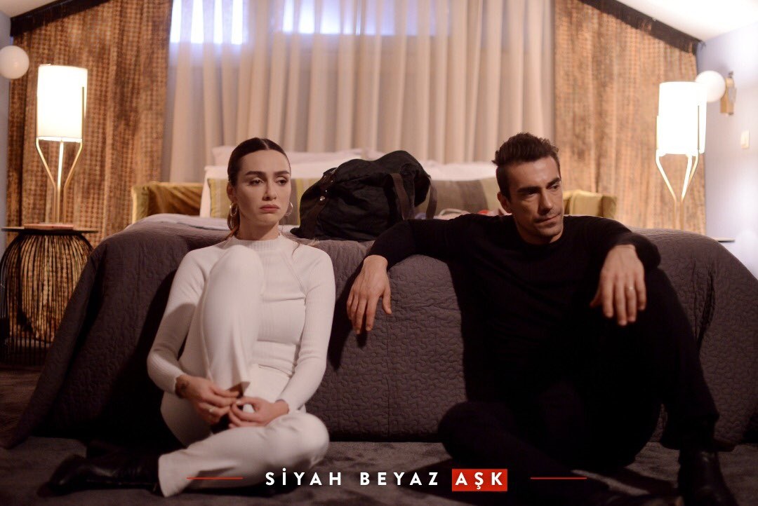 Черно белая любовь ферхат и аслы. Ферхат аслан и аслы. Черно белая любовь 19 на русском. Черно белая любовь 19 на русском. Черно белая любовь 19 на русском.