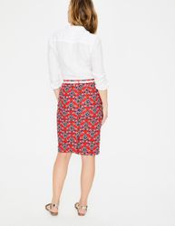 38277077_18wsum_t0135_red_d04.jpg