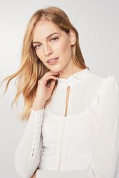 39117981_778-596s.jpg